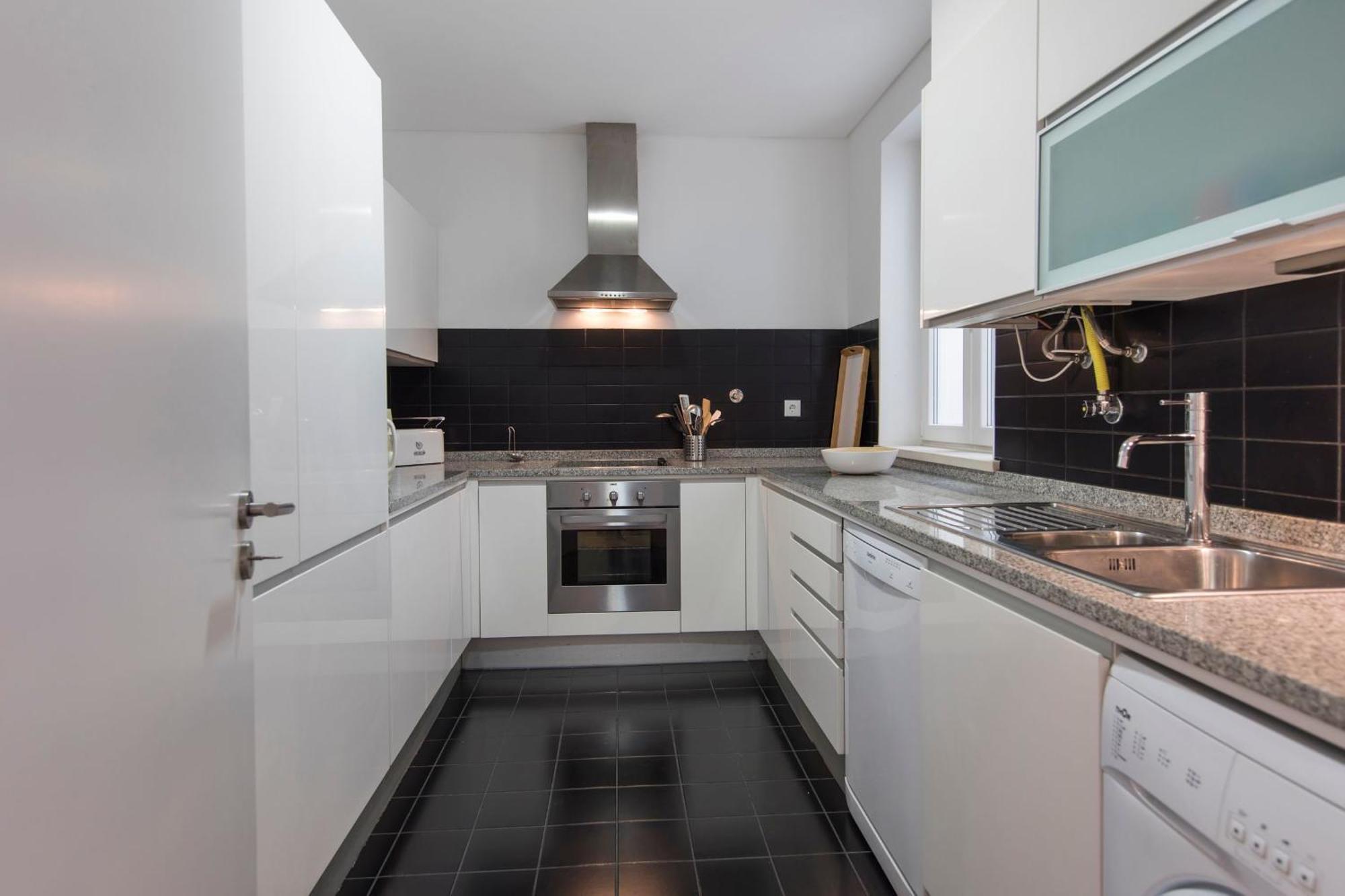 Sunny 3Bdr Apartment In Graca By Lovelystay Lisboa Kültér fotó
