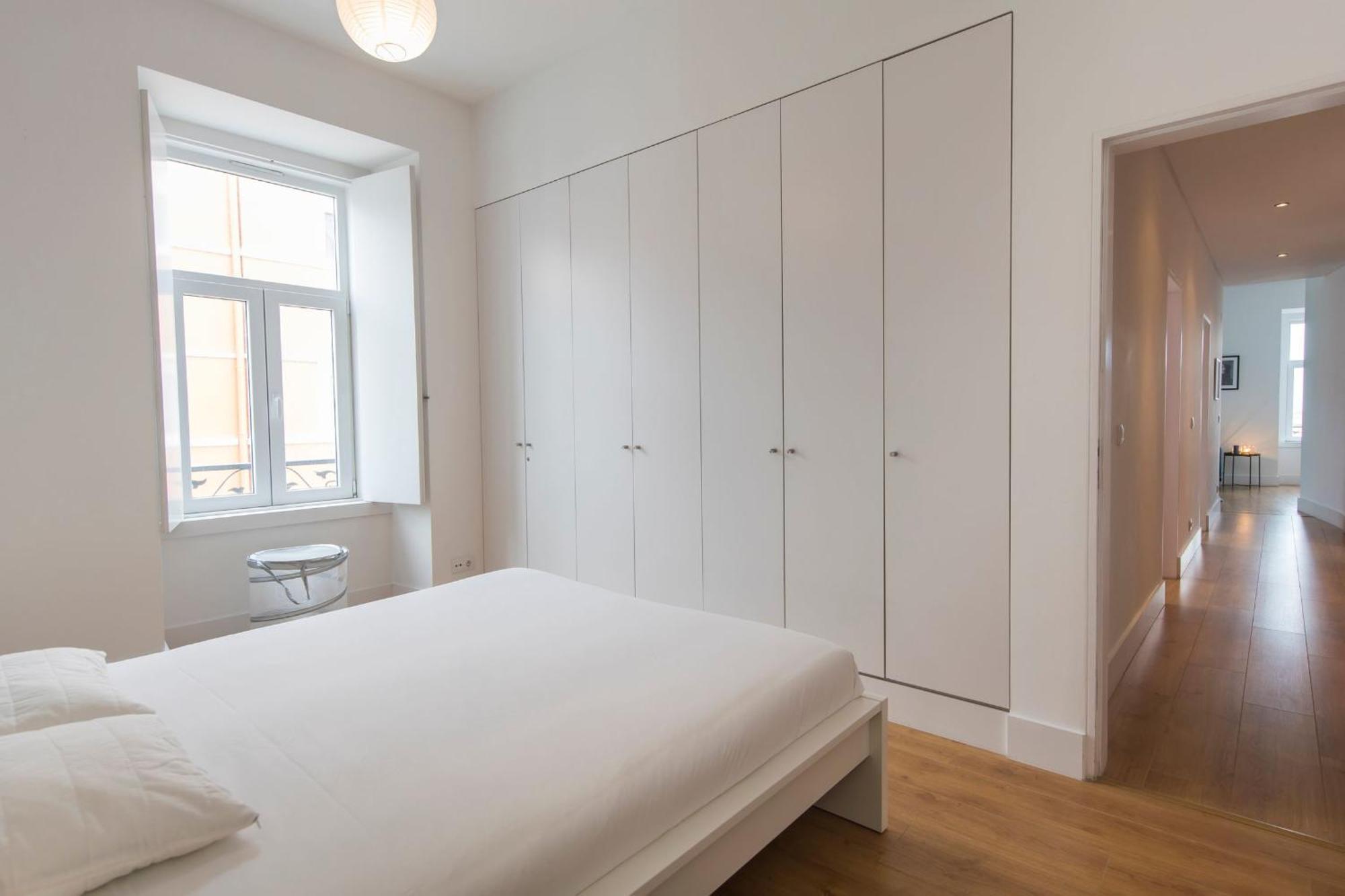 Sunny 3Bdr Apartment In Graca By Lovelystay Lisboa Kültér fotó