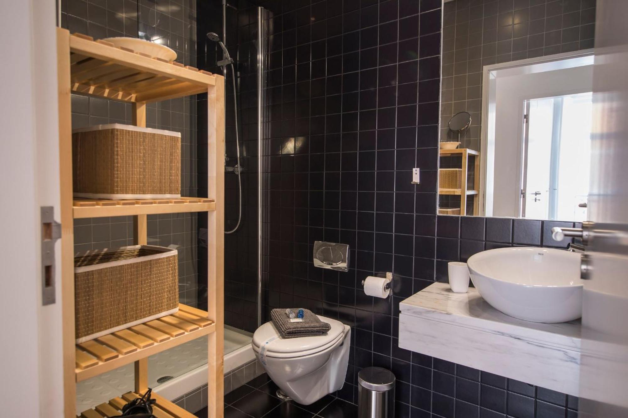 Sunny 3Bdr Apartment In Graca By Lovelystay Lisboa Kültér fotó